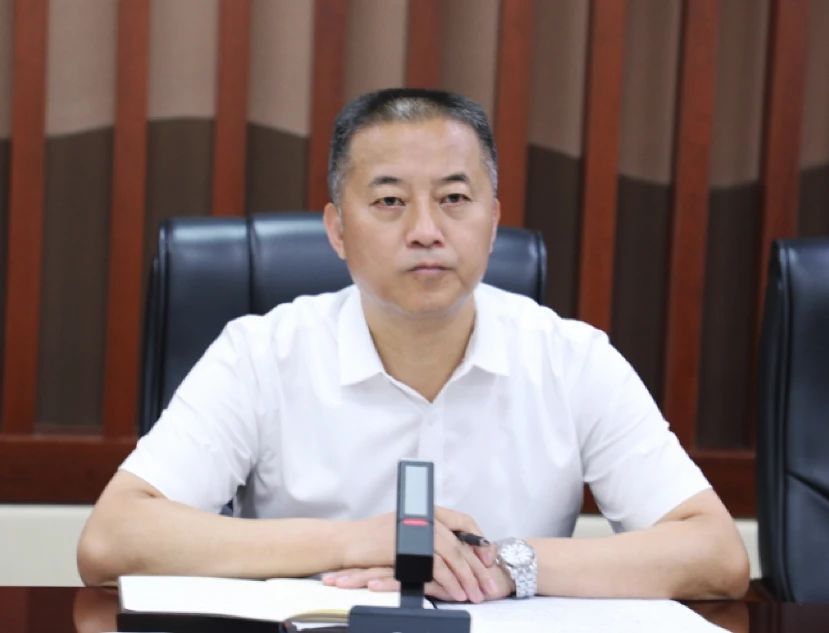 全面總結(jié) 系統(tǒng)部署——宏河集團(tuán)召開(kāi)2025 年第三季度安全工作會(huì)議暨7月份總經(jīng)理安全辦公2